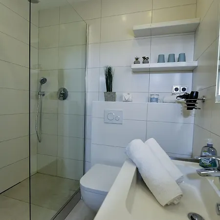 Апартаменты Strandhochhaus Sf09 Куксхафен